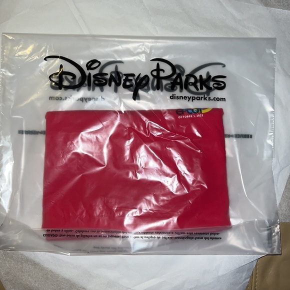 Disney Parks Epcot 40th Anniversary T-Shirt October 1, 2022 Limited Edition!! - Picture 12 of 12